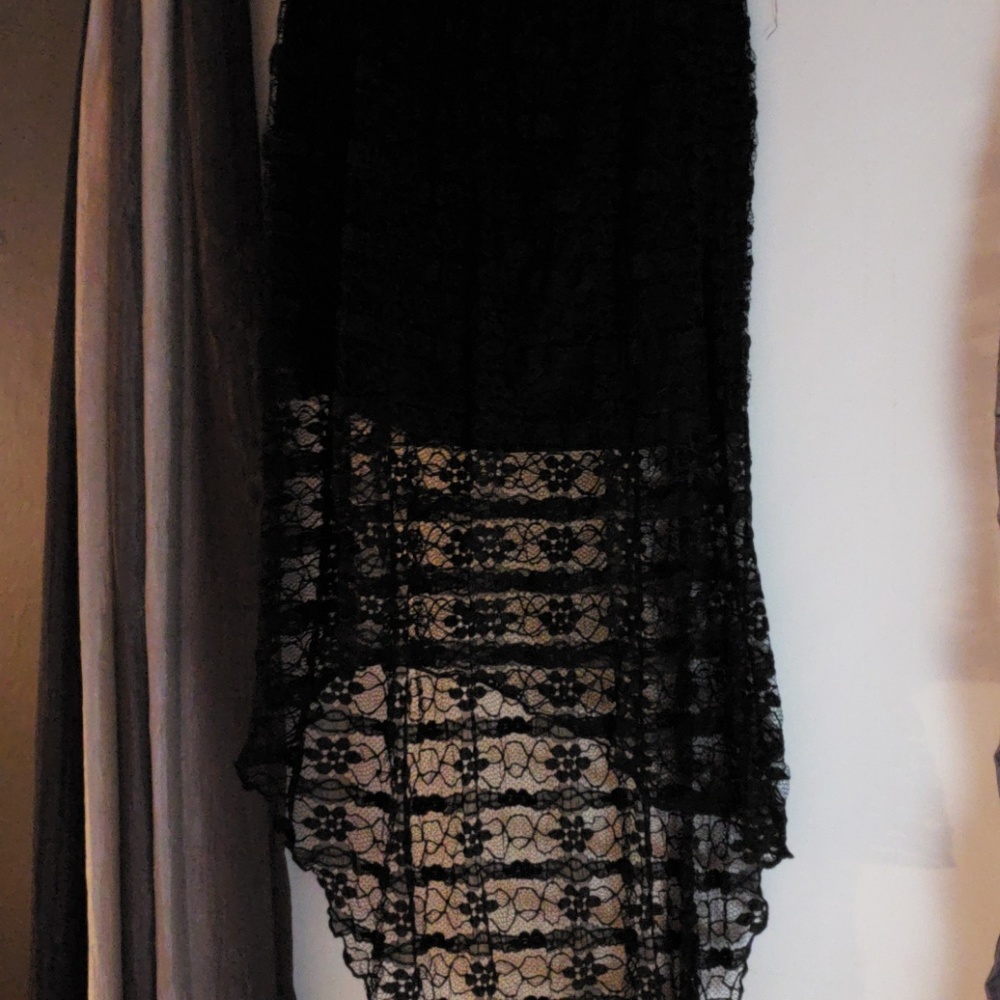 Lace hi lo skirt